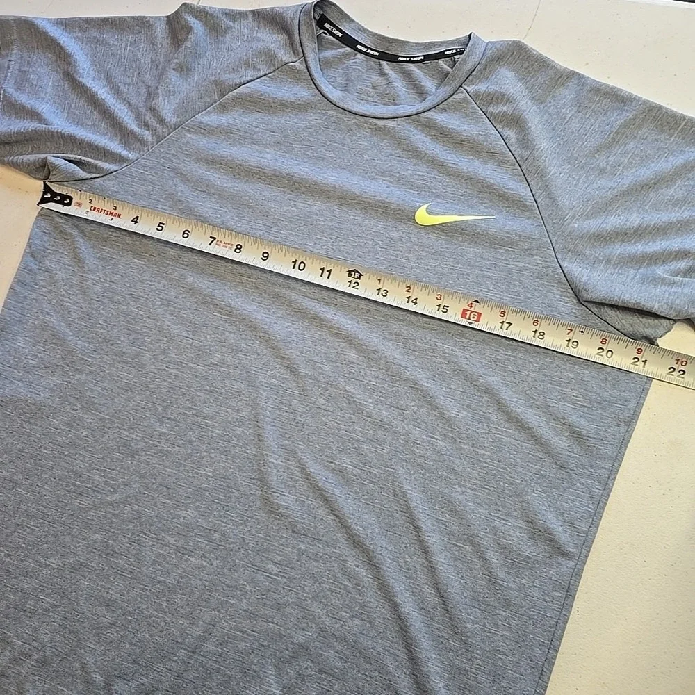 Nike Swim‎ Shirt Mens Medium Blue Dri Fit Swimming Lightweight UPF 40+ Beachy